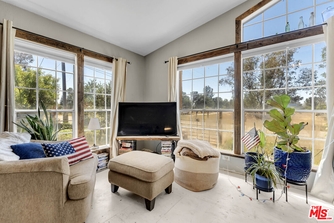 4916 Happy Valley Road Anderson, CA 96007 - Photo 10 of 70