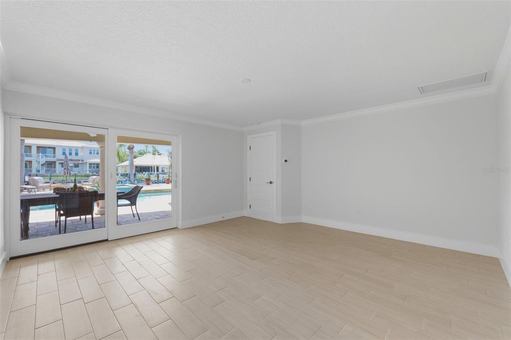 2080 Hawaii Avenue Northeast St. Petersburg, FL 33703 - Photo 22 of 58