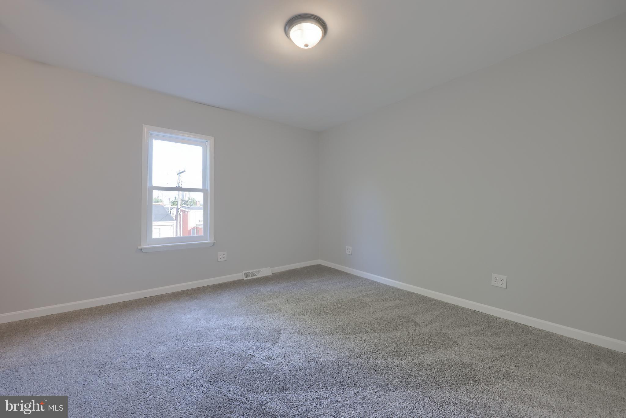 327 East Locust Street York, PA 17403 - Photo 11 of 15