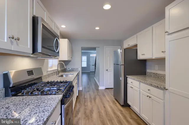 $1,795 | 327 East Locust Street, York, PA 17403