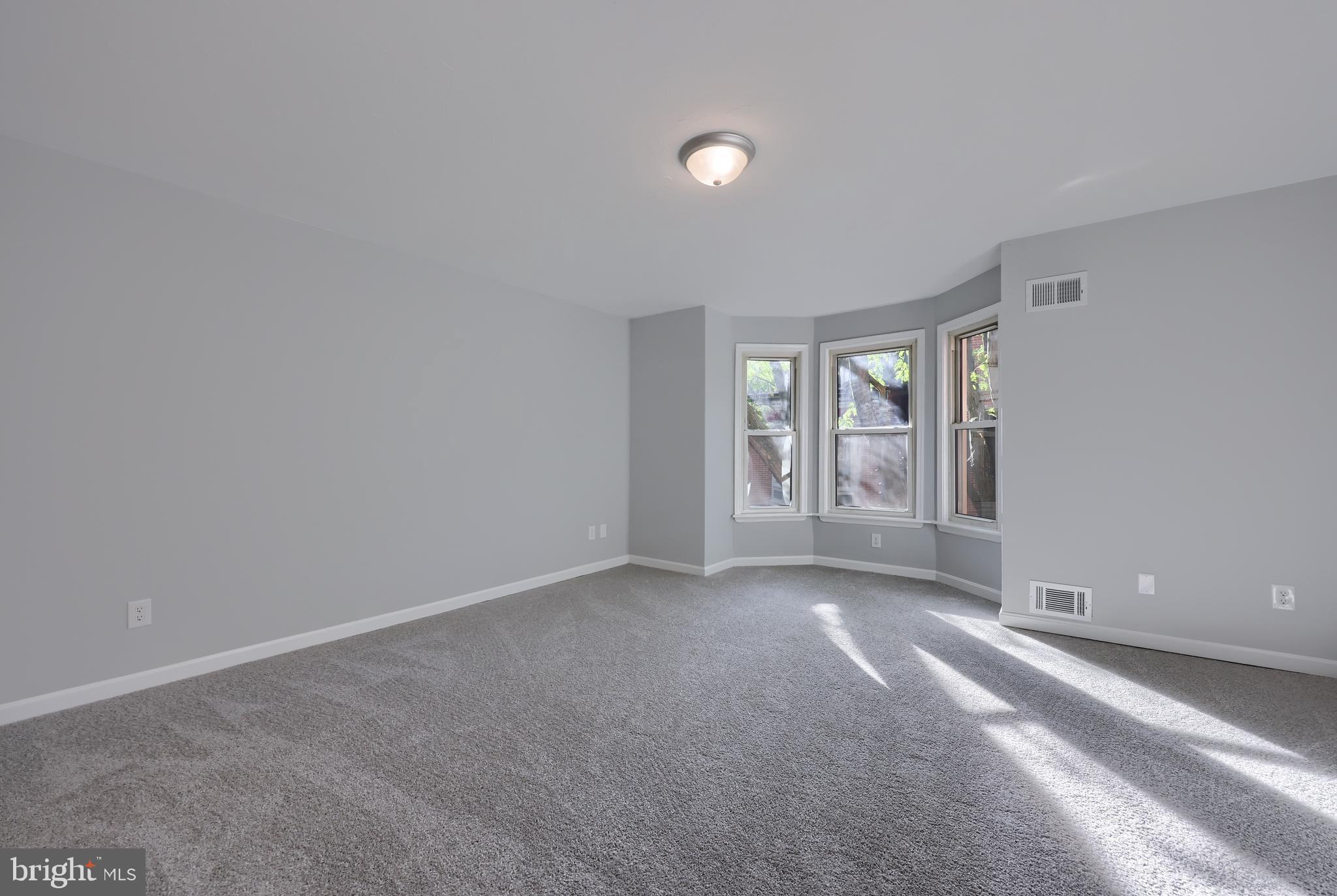 327 East Locust Street York, PA 17403 - Photo 10 of 15