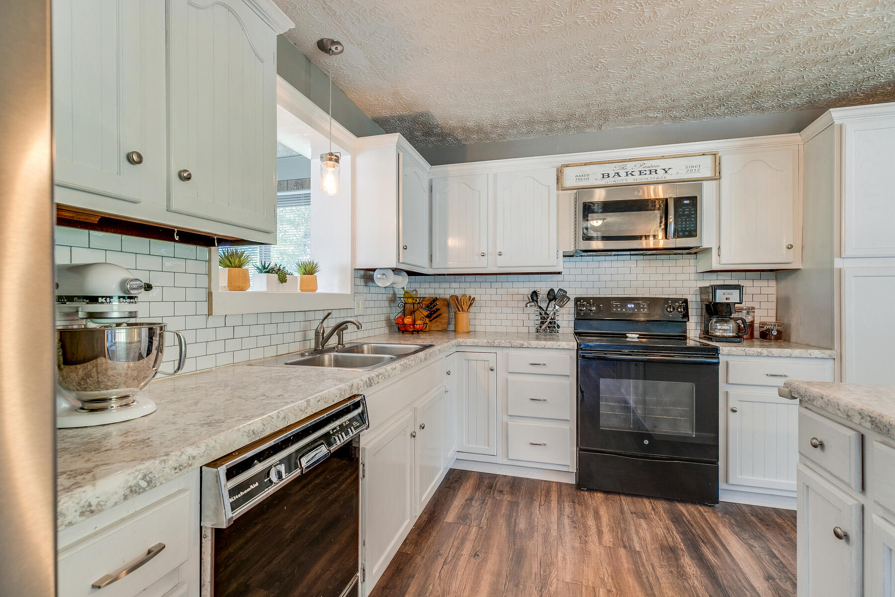 416 Montezuma Road Kingsport, TN 37664 - Photo 13 of 39 013