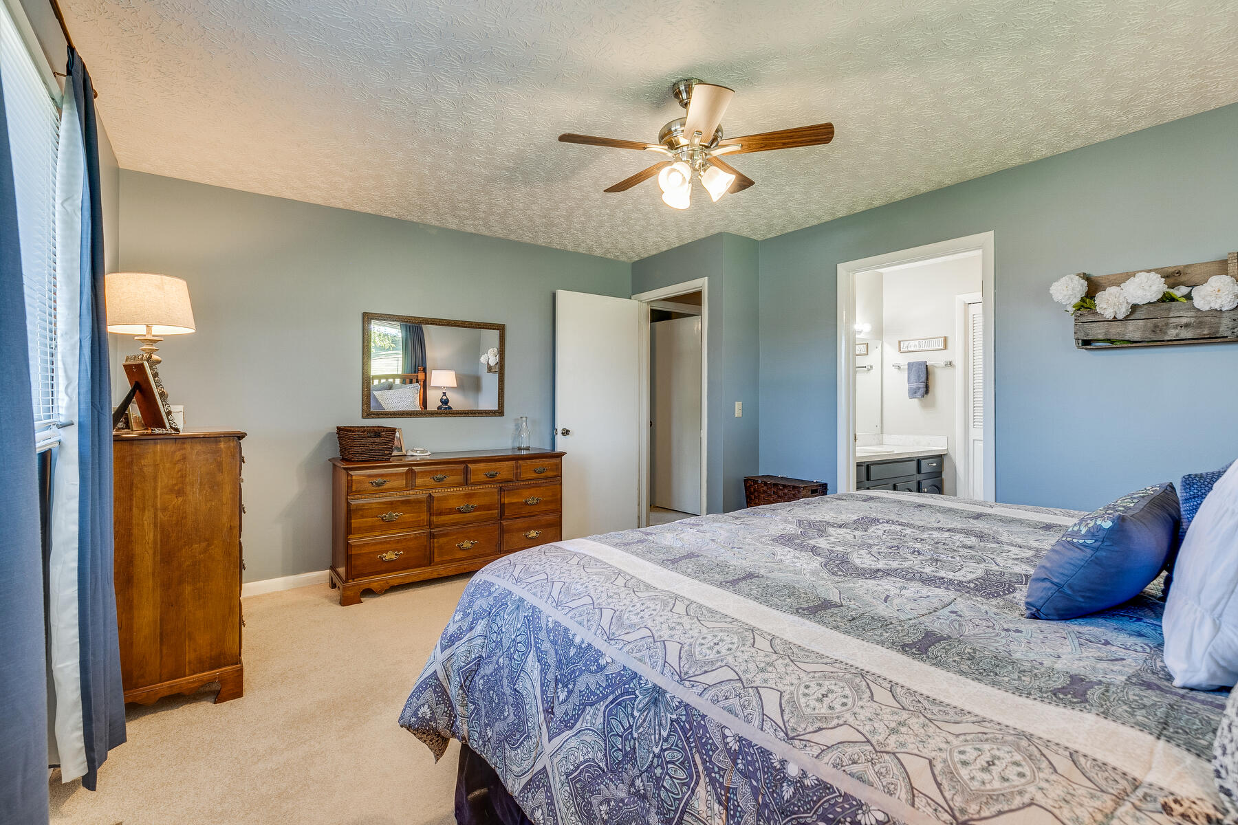 416 Montezuma Road Kingsport, TN 37664 - Photo 19 of 39 020