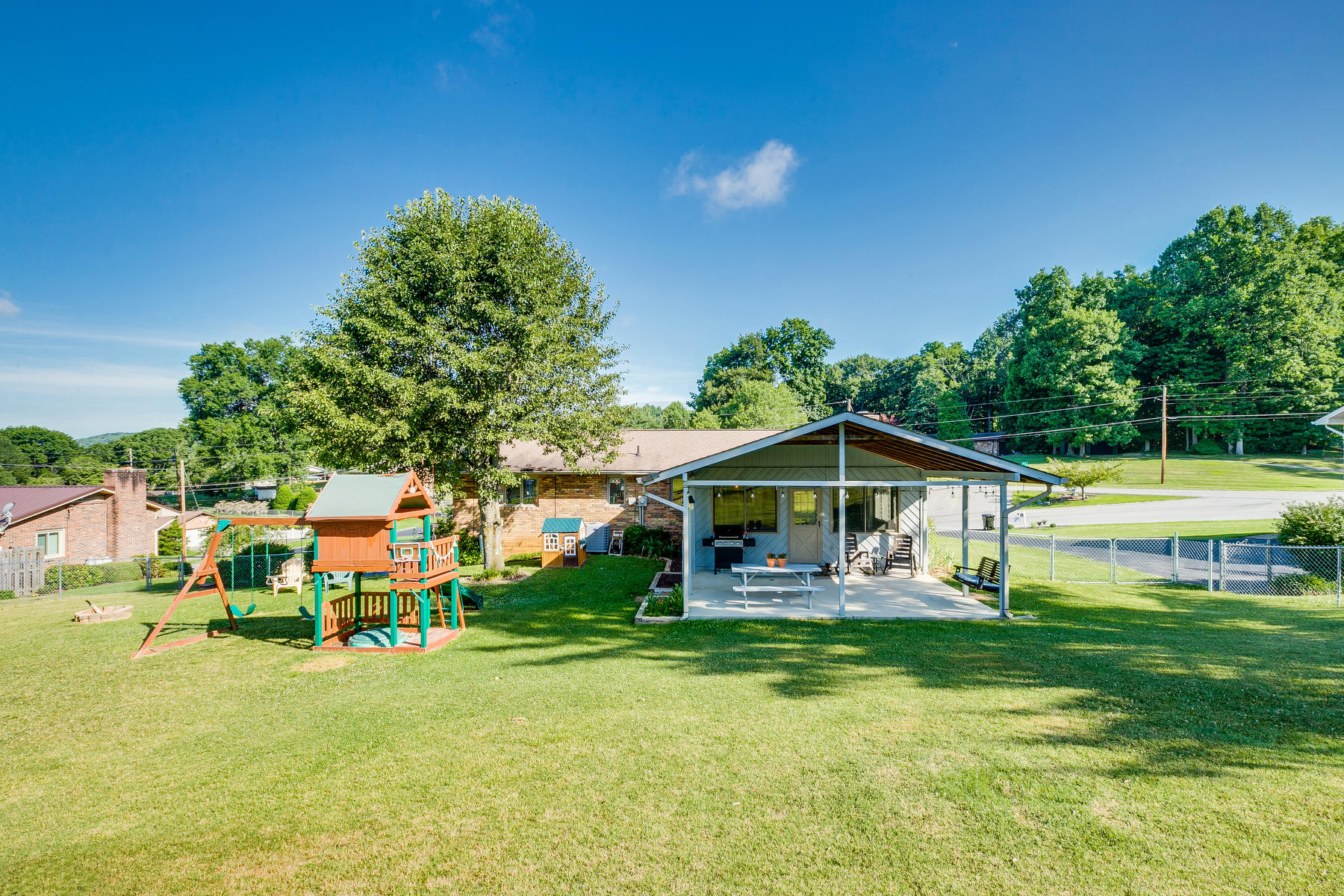 416 Montezuma Road Kingsport, TN 37664 - Photo 36 of 39 041
