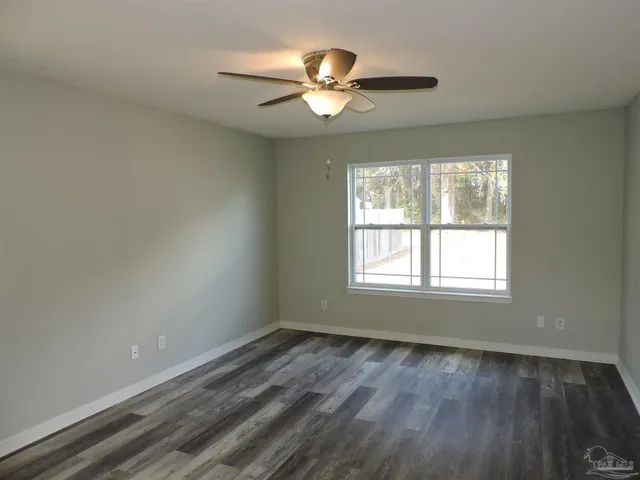 $1,750 | 3971 Sunny Manor Circle, Milton, FL 32583