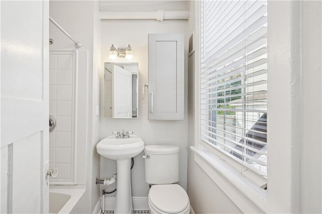 3428 Delachaise Street, Unit B New Orleans, LA 70125 - Photo 11 of 13