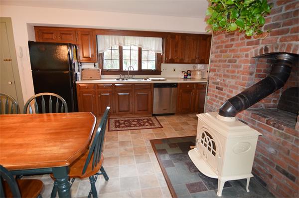 241 Depot Road Boxborough, MA 01719 - Photo 6 of 24