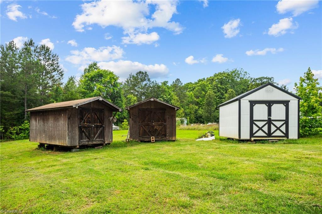 1792 Hill Road Lexington, NC 27292 - Photo 40 of 48 Storage shed in the backyard.