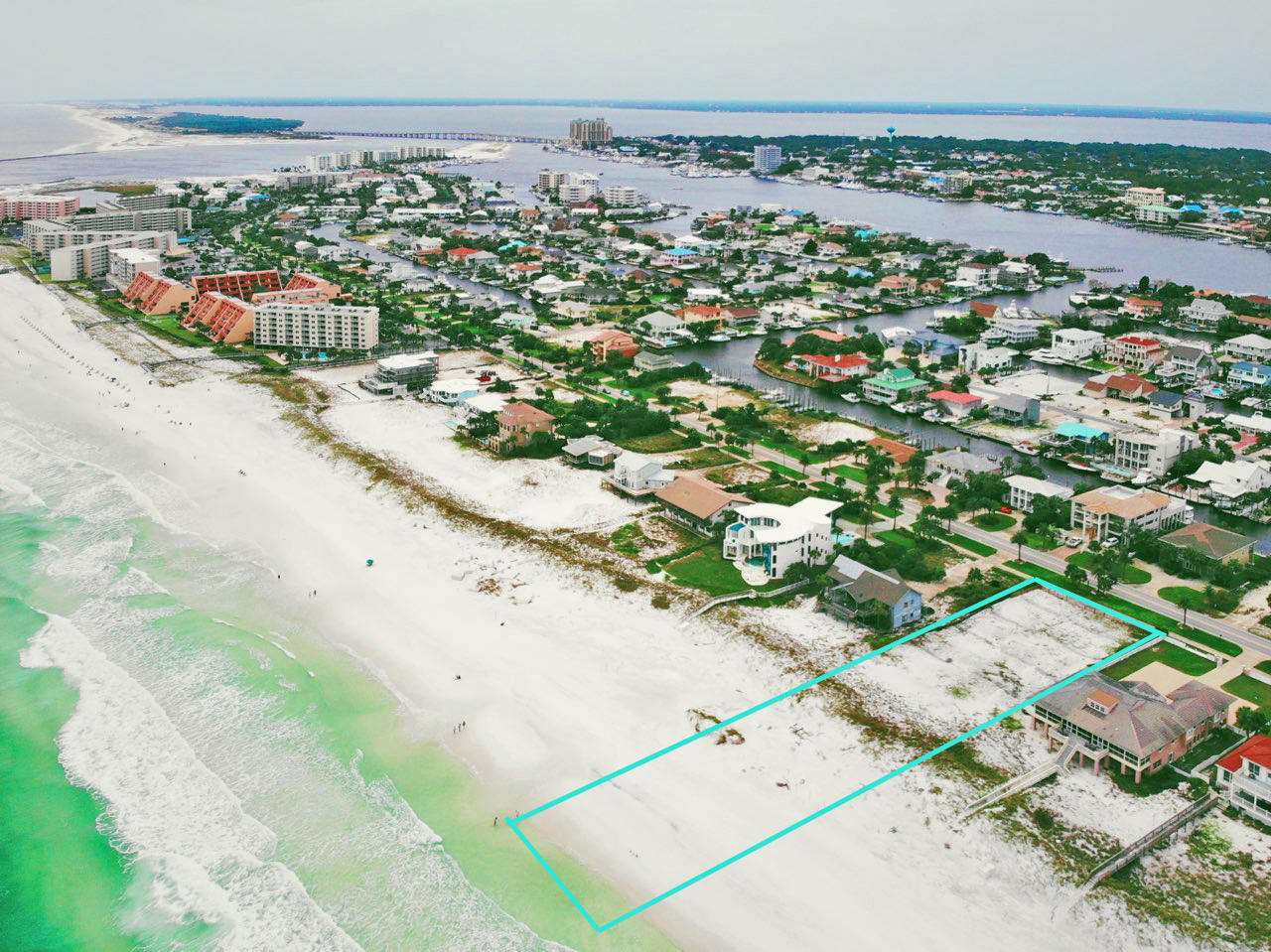 622 Gulf Shore Drive Destin, FL 32541 - Photo 4 of 4 an aerial view of a city