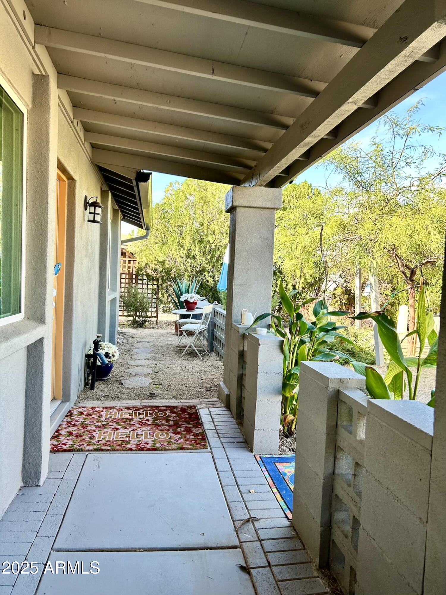 313 West Utopia Road Phoenix, AZ 85027 - Photo 36 of 59 a view of living room