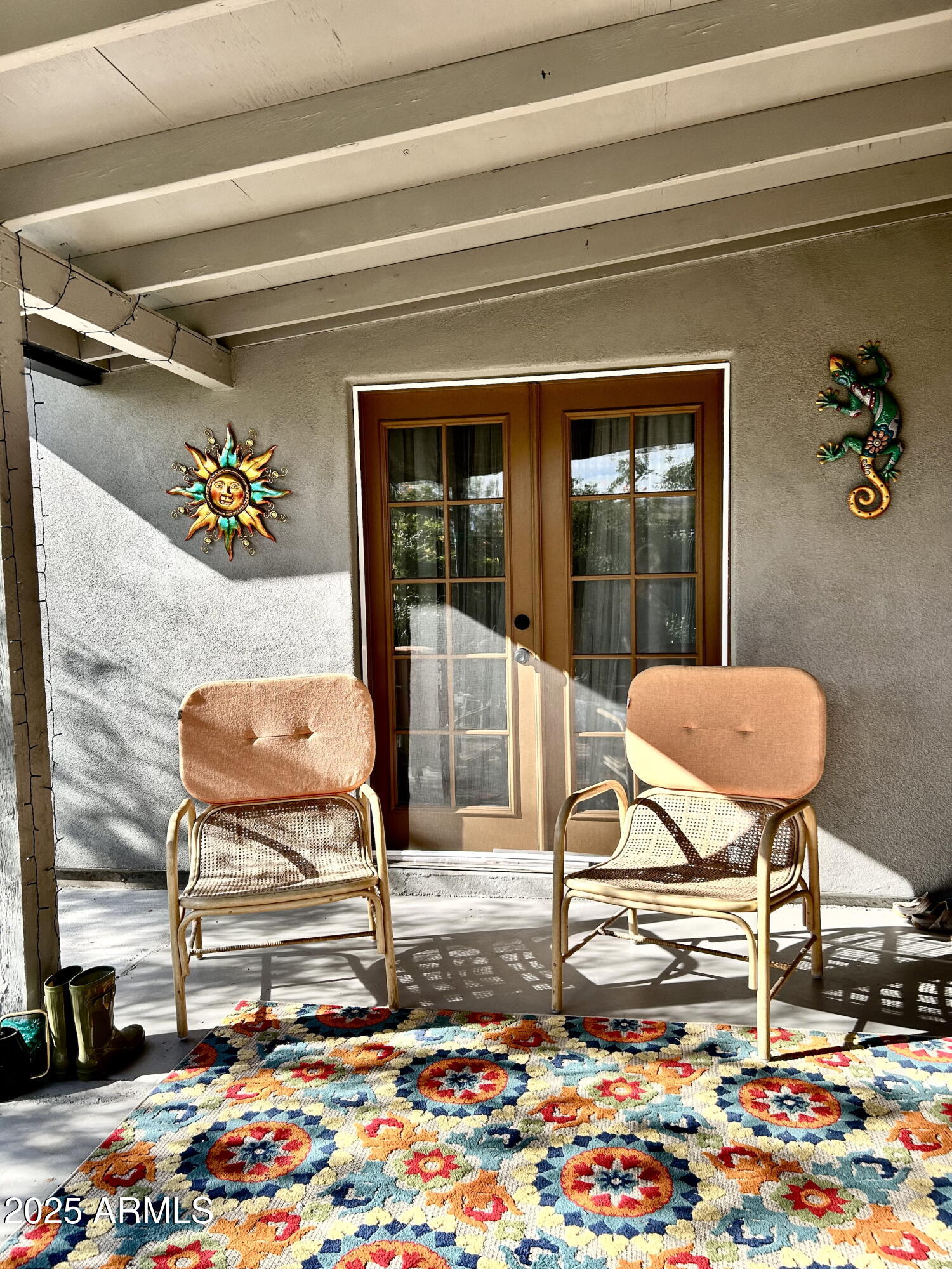 313 West Utopia Road Phoenix, AZ 85027 - Photo 37 of 59 a living room filled with furniture