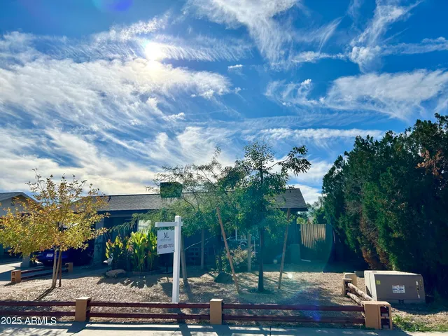 $423,000 | 313 West Utopia Road, Phoenix, AZ 85027