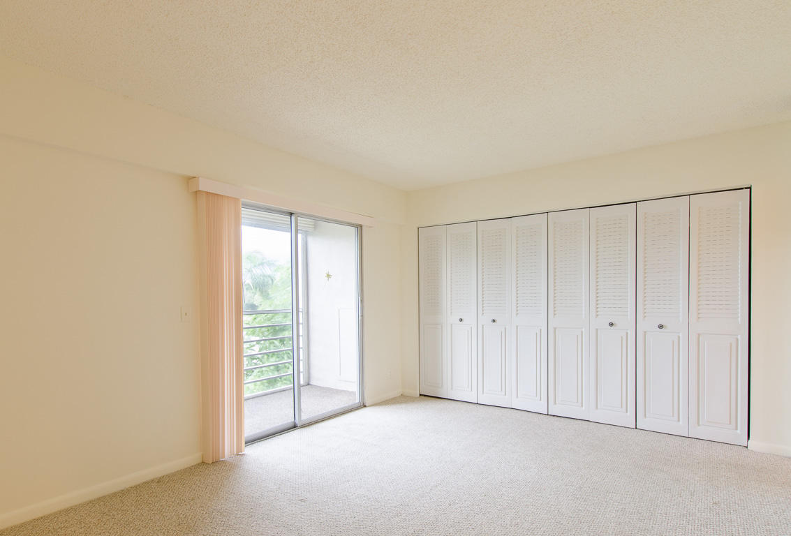 83 Fanshaw B Boca Raton, FL 33434 - Photo 13 of 36 Master Bedroom
