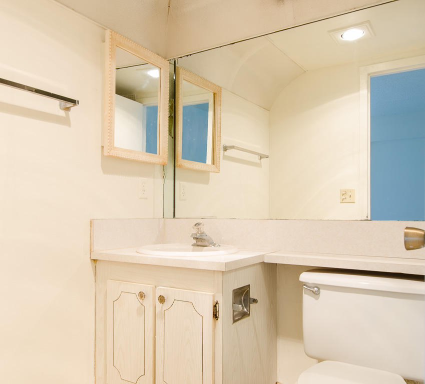 83 Fanshaw B Boca Raton, FL 33434 - Photo 19 of 36 Master Bath