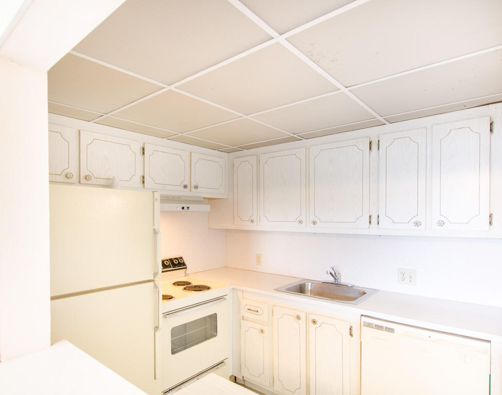83 Fanshaw B Boca Raton, FL 33434 - Photo 2 of 36 Kitchen