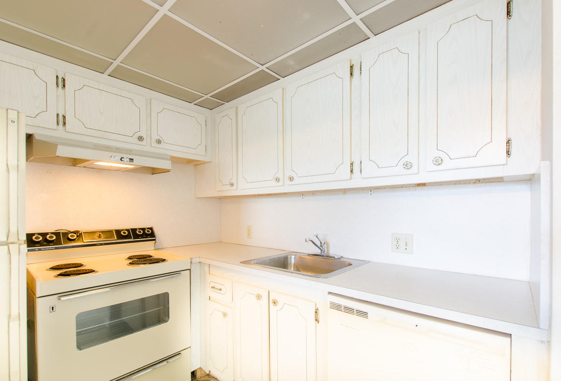 83 Fanshaw B Boca Raton, FL 33434 - Photo 5 of 36 Kitchen