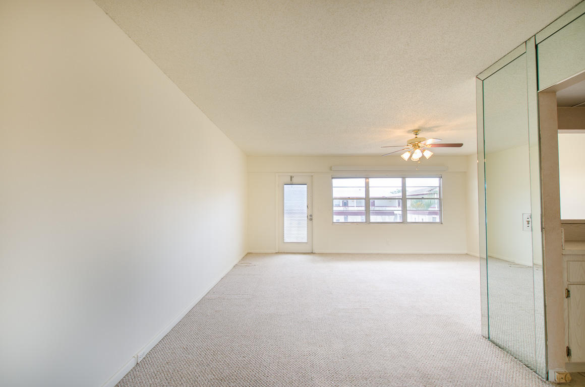 83 Fanshaw B Boca Raton, FL 33434 - Photo 7 of 36 Dining Area