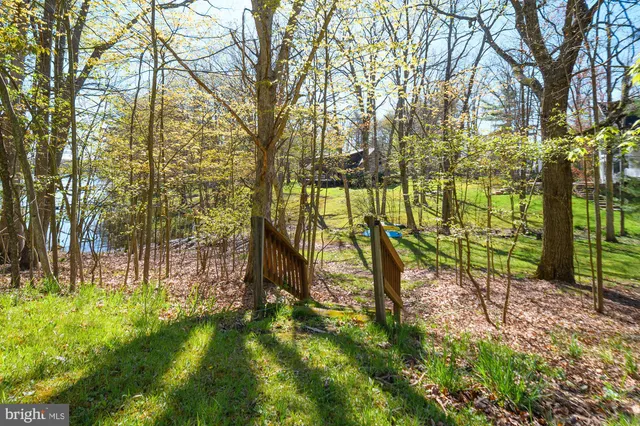 $1,100,000 | 127 Paradise Heights, Oakland, MD 21550