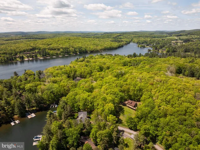 $1,100,000 | 127 Paradise Heights, Oakland, MD 21550