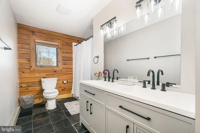 $1,100,000 | 127 Paradise Heights, Oakland, MD 21550