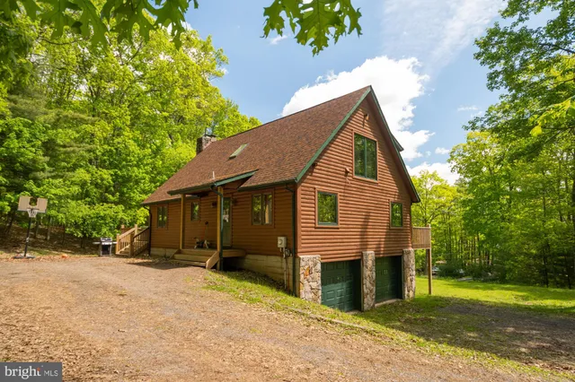 $1,100,000 | 127 Paradise Heights, Oakland, MD 21550