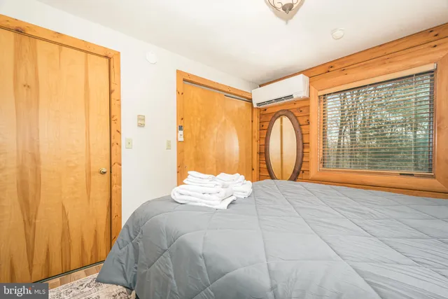 $1,100,000 | 127 Paradise Heights, Oakland, MD 21550