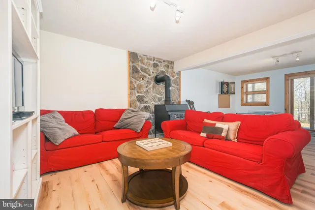 $1,100,000 | 127 Paradise Heights, Oakland, MD 21550