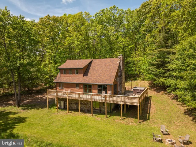 $1,100,000 | 127 Paradise Heights, Oakland, MD 21550