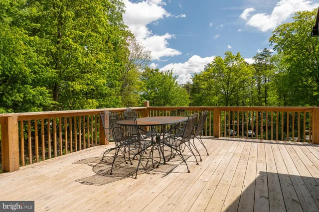 $1,100,000 | 127 Paradise Heights, Oakland, MD 21550