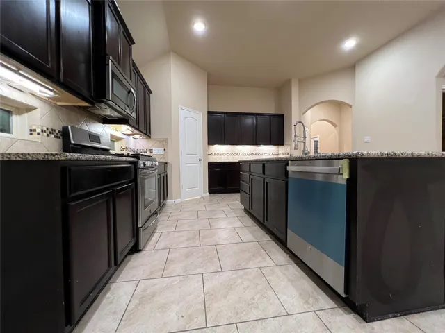 $2,050 | 22514 Frassati Way, Spring, TX 77389