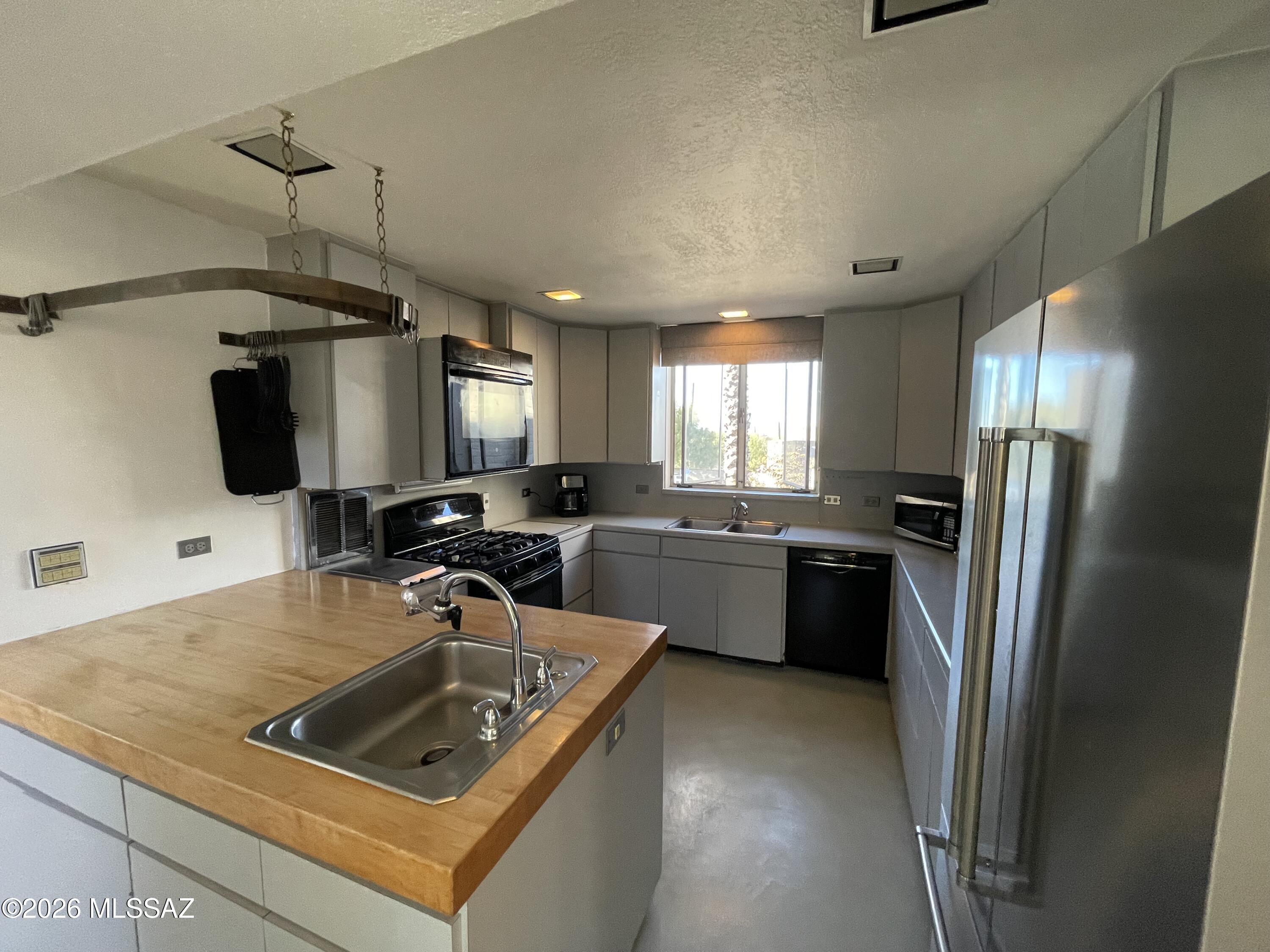 6531 North Pontatoc Road Tucson, AZ 85718 - Photo 21 of 34