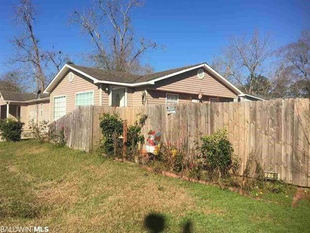 209 Wilkerson Street Atmore, AL 36502 - Photo 9 of 10