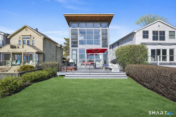 $3,250,000 | 274 Pine Creek Avenue, Fairfield, CT 06824