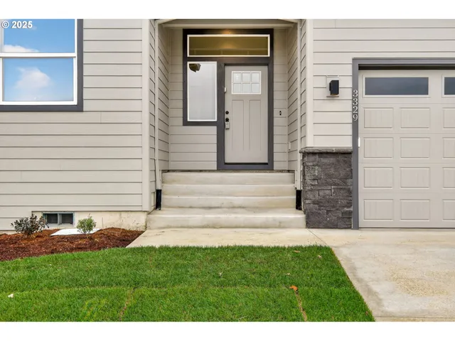 $619,900 | 3329 Northeast Justus Avenue, Unit 74, Estacada, OR 97023