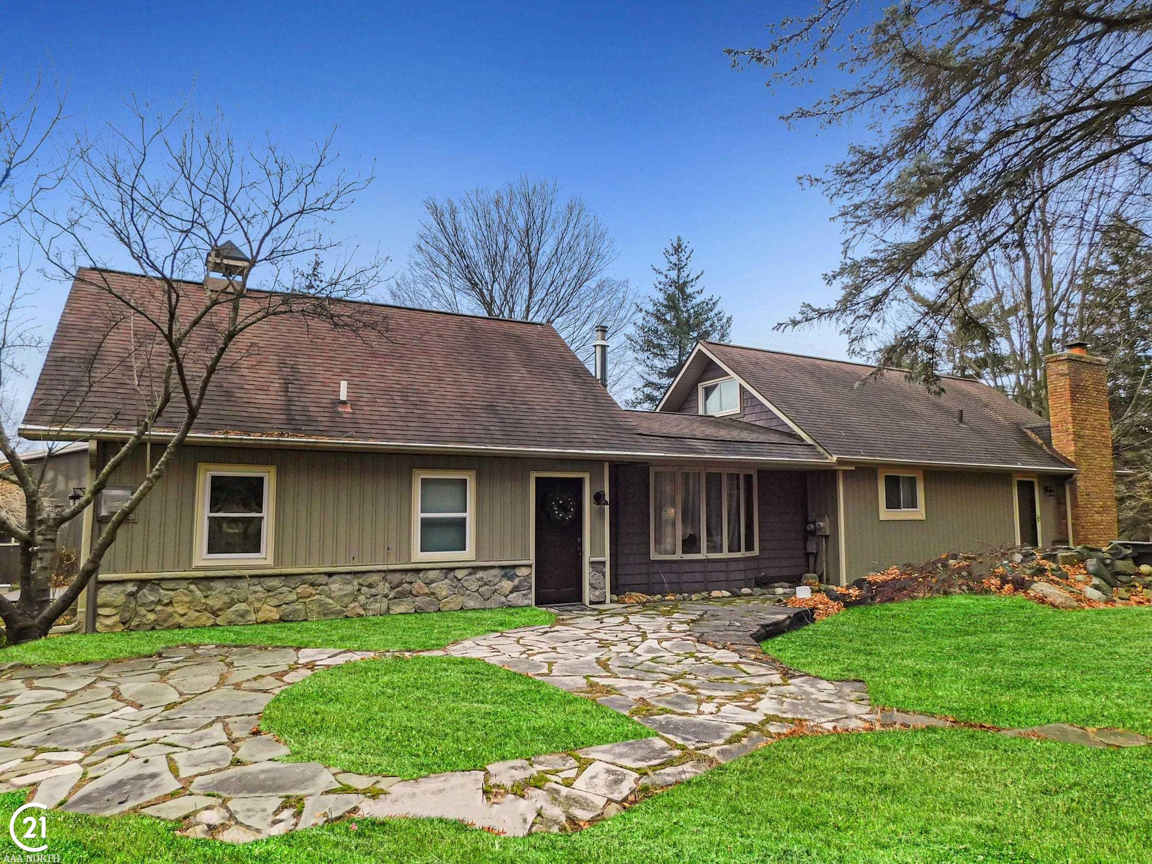 5365 Rochester Road Dryden, MI 48428 - Photo 1 of 38
