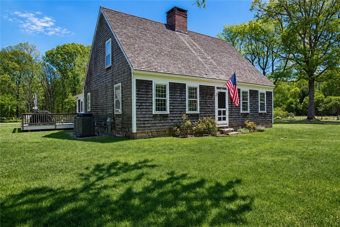 307 Stony Fort Road Saunderstown, RI 02874 - Photo 4 of 48 Traditional post and beam Cape Cod. Ultimate New England style.