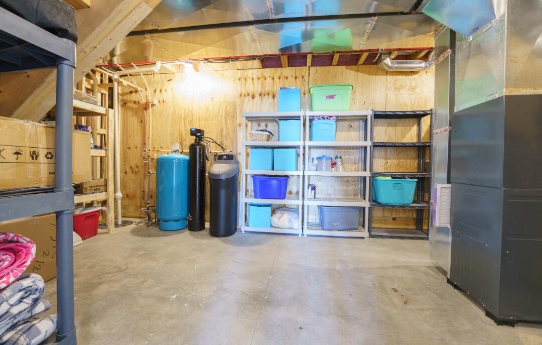 2015 Pierce Road Chelsea, MI 48118 - Photo 45 of 51 11792