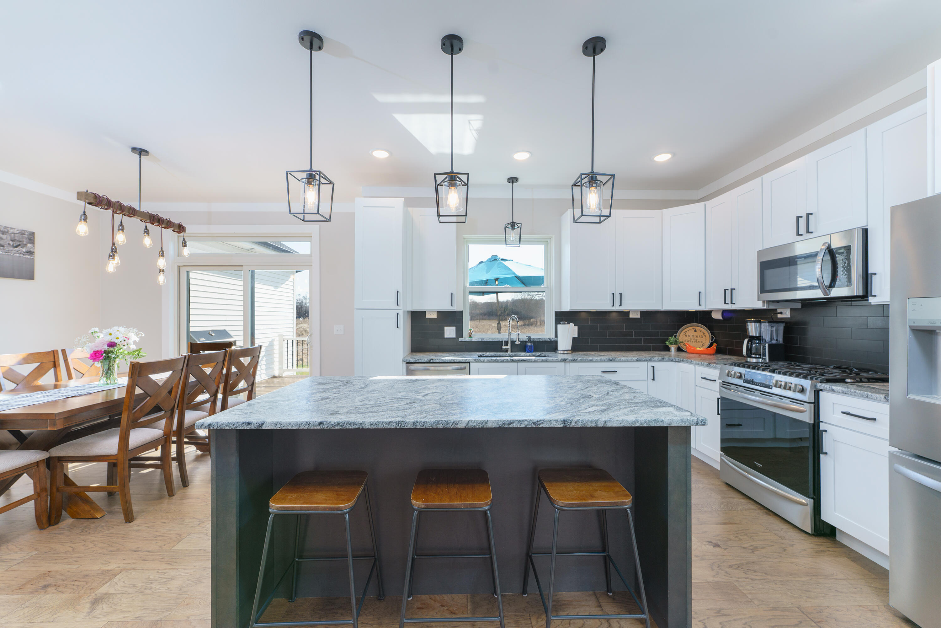 2015 Pierce Road Chelsea, MI 48118 - Photo 10 of 51 DSC09374