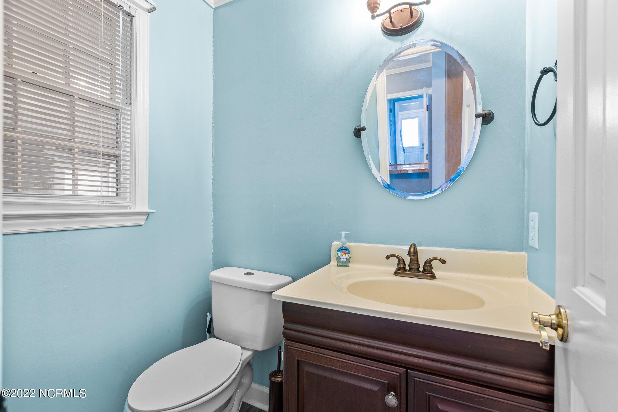 101 Marsh Road Washington, NC 27889 - Photo 17 of 41 26-web-or-mls-IMGL5310