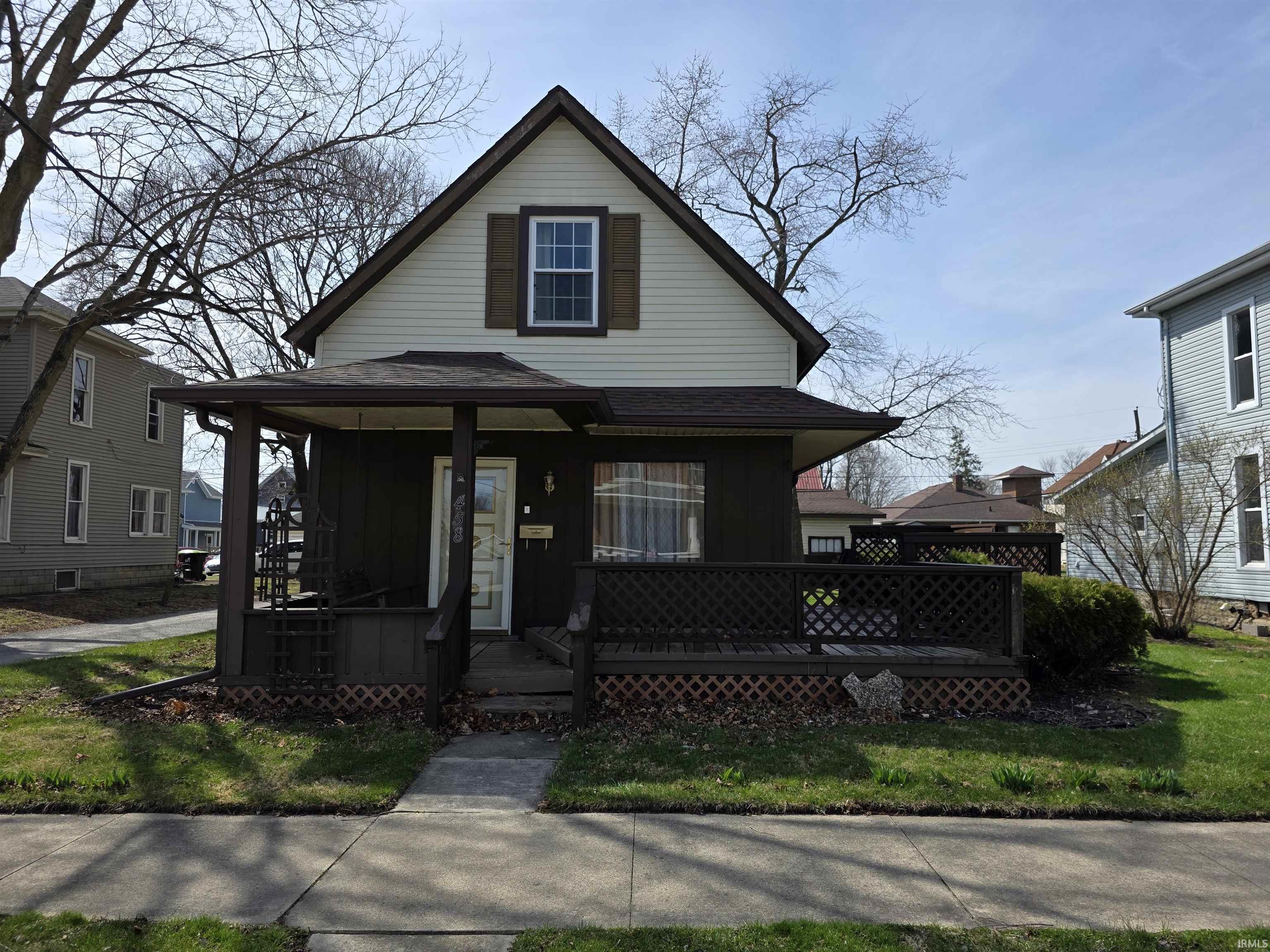 458 Whitelock Street Huntington, IN 46750 - Photo 1 of 26