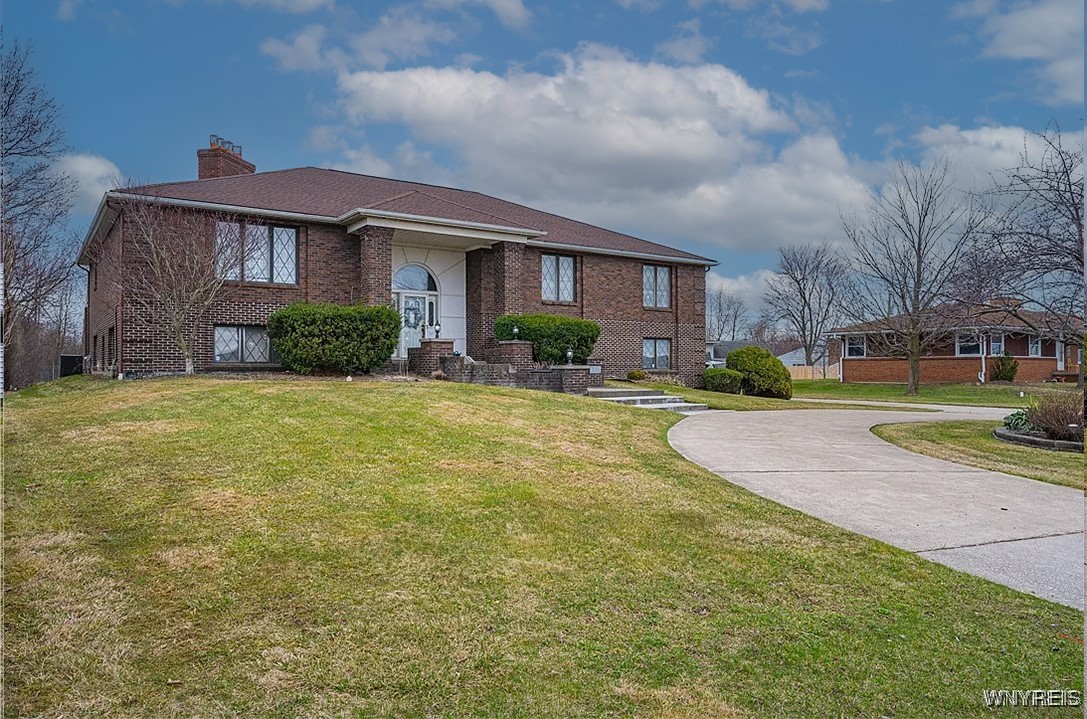 335 Maple Road Amherst, NY 14221 - Photo 2 of 47