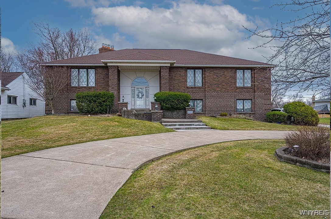 335 Maple Road Amherst, NY 14221 - Photo 3 of 47