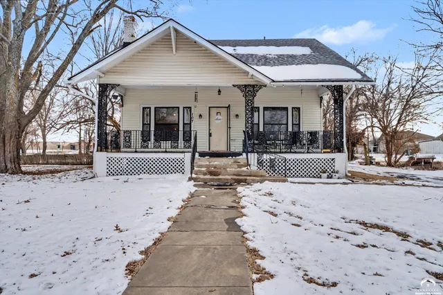 $299,900 | 107 East Hale Street, Spring Hill, KS 66083