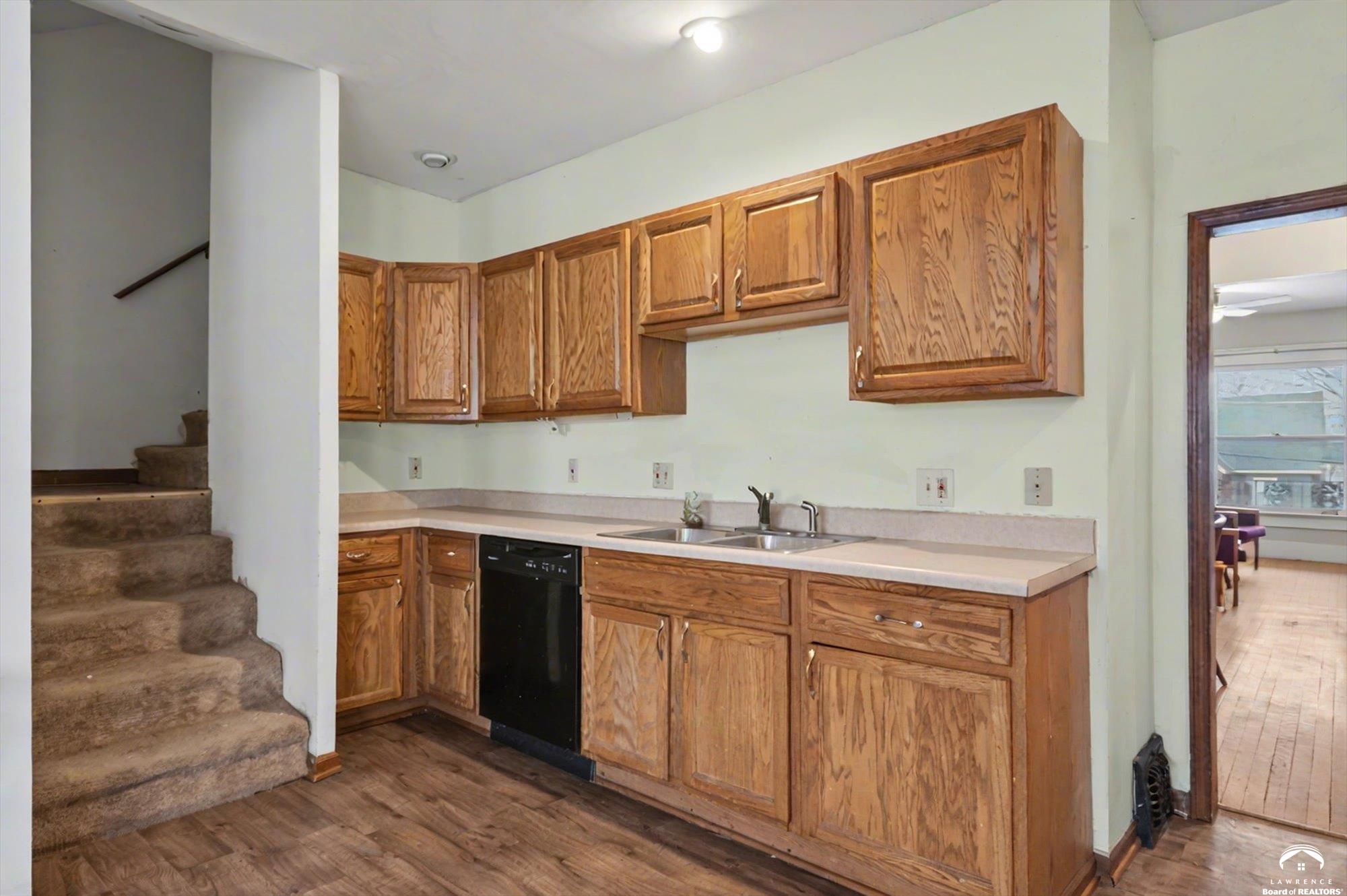 107 East Hale Street Spring Hill, KS 66083 - Photo 23 of 42