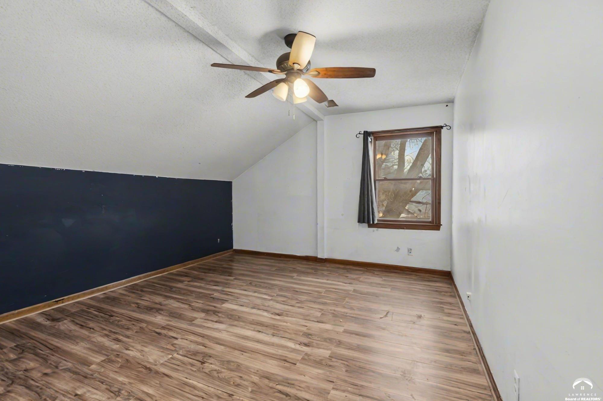 107 East Hale Street Spring Hill, KS 66083 - Photo 33 of 42