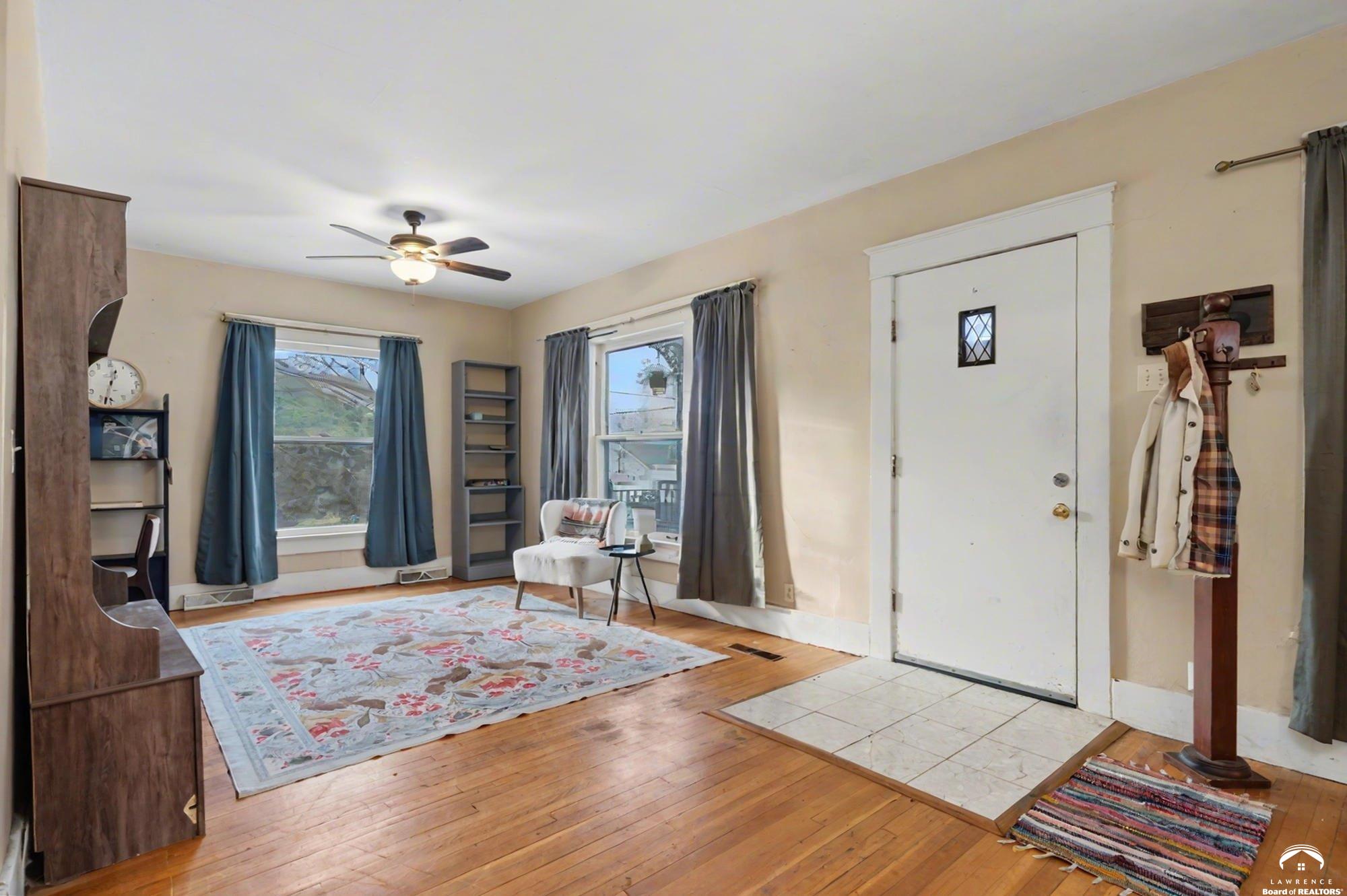 107 East Hale Street Spring Hill, KS 66083 - Photo 9 of 42