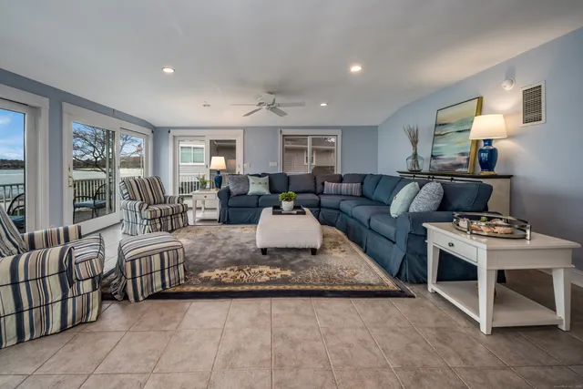 $2,285,000 | 223 Giants Neck Road, East Lyme, CT 06357