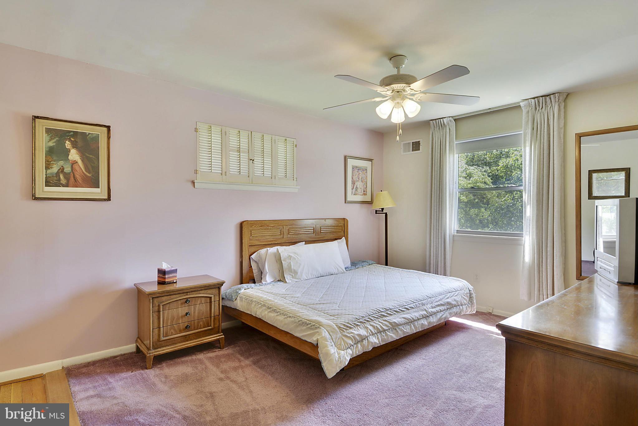 907 Holborn Street Silver Spring, MD 20902 - Photo 14 of 30 Bedroom 2