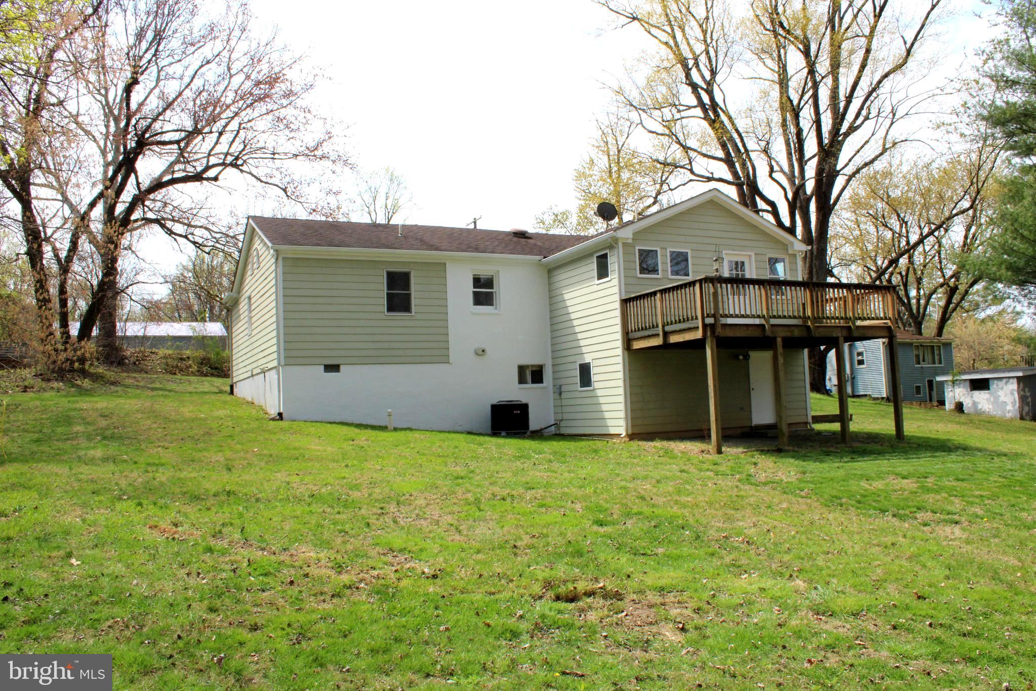 653 Pine Grove Road Bluemont, VA 20135 - Photo 22 of 30