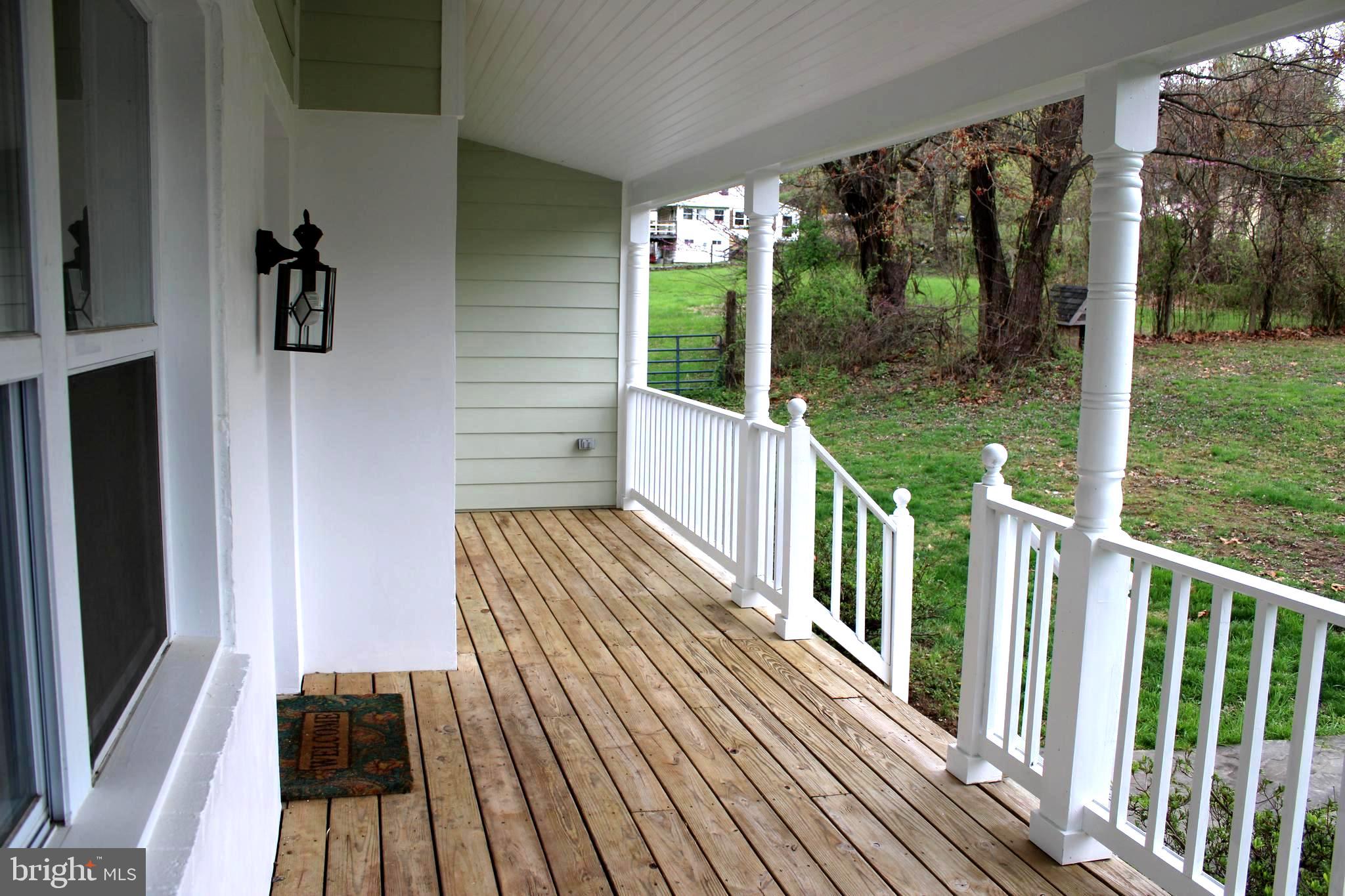 653 Pine Grove Road Bluemont, VA 20135 - Photo 4 of 30